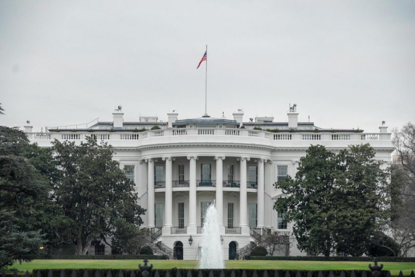 the white house in washington dc